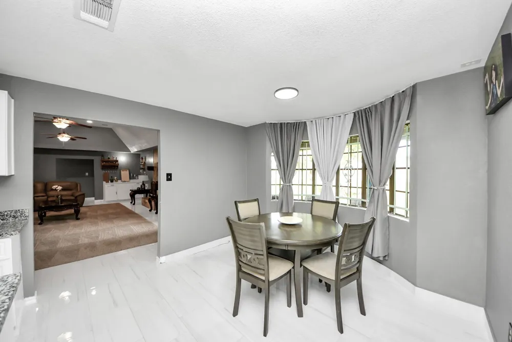 5241 County Road 819 Brazoria, TX 77422