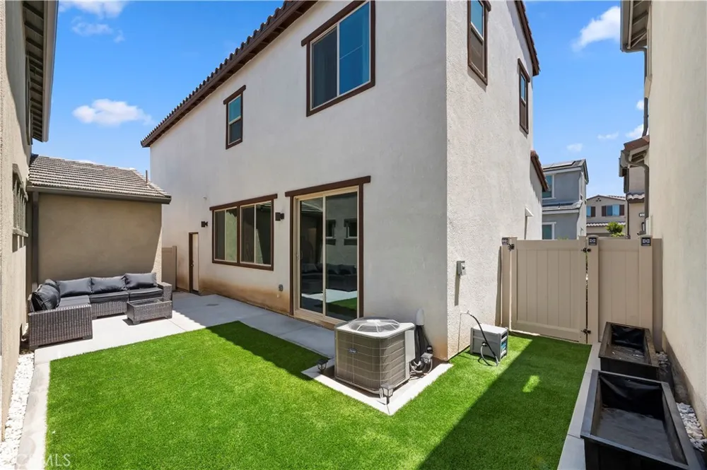 31709 Stauton Way Winchester, CA 92596