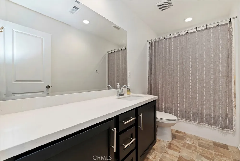 31709 Stauton Way Winchester, CA 92596