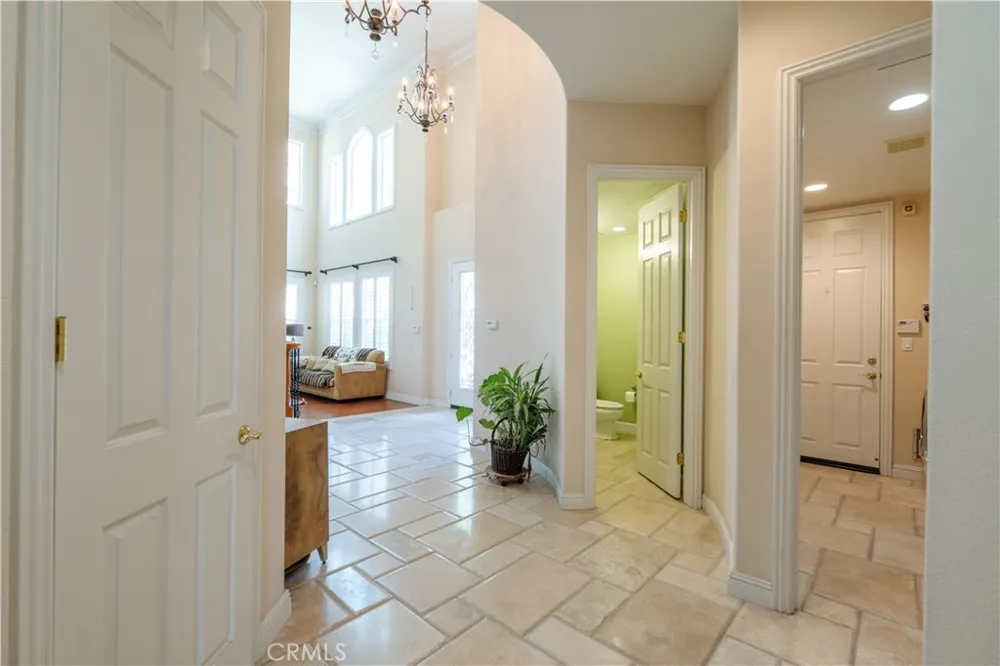 17405 S Vinwood Lane S Yorba Linda, CA 92886