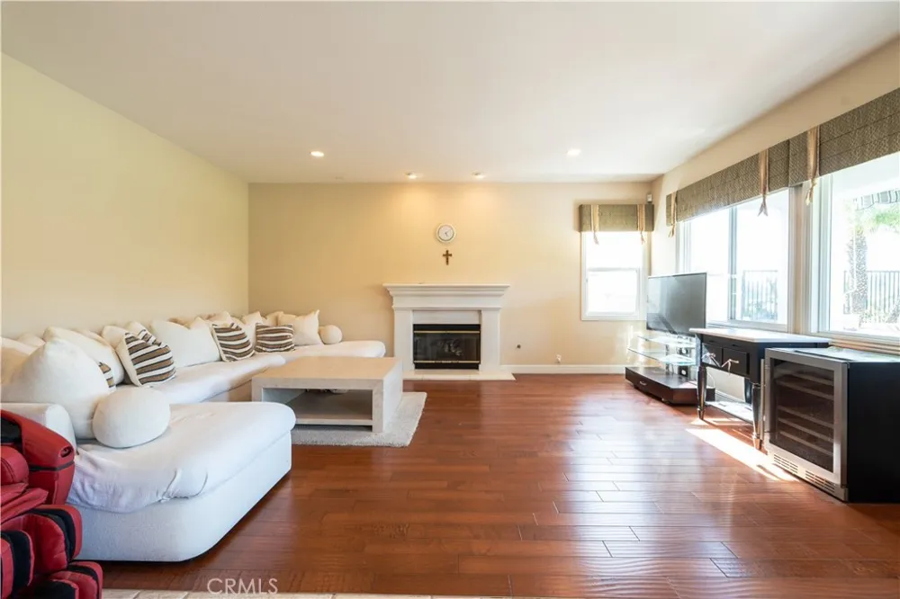 17405 S Vinwood Lane S Yorba Linda, CA 92886