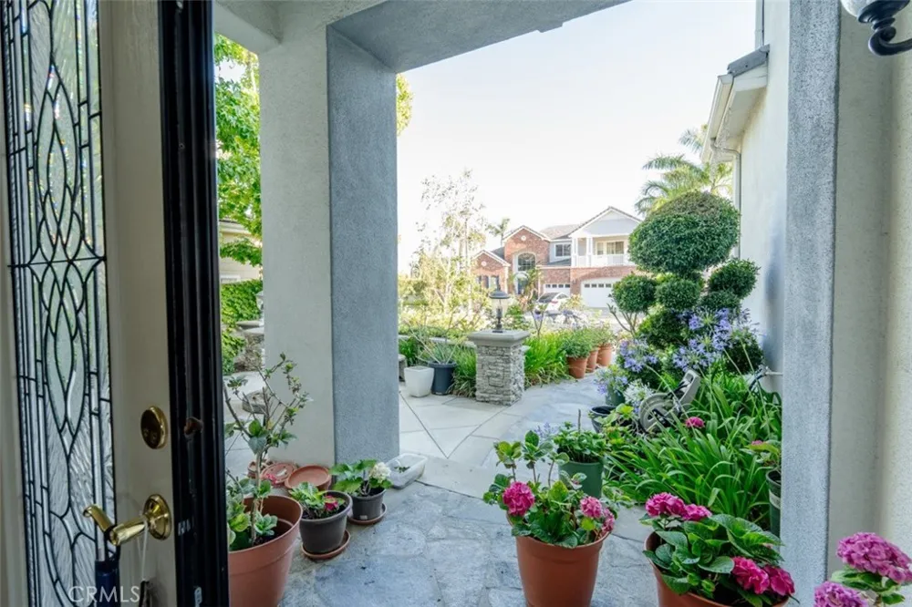 17405 S Vinwood Lane S Yorba Linda, CA 92886