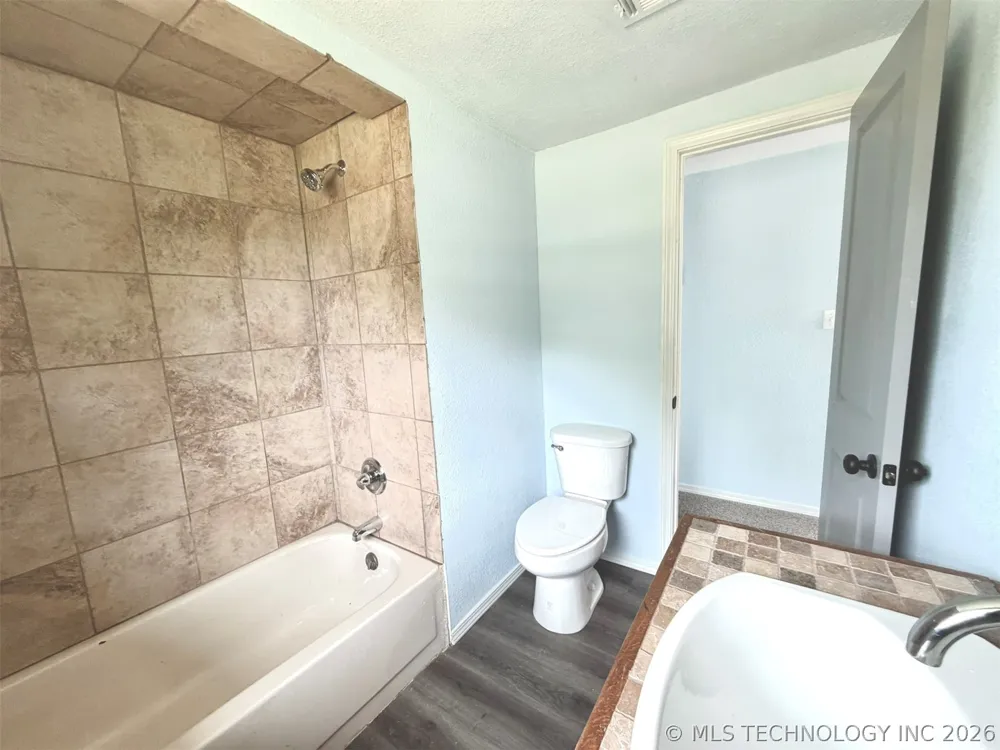 111 Amber Davis, OK 73030