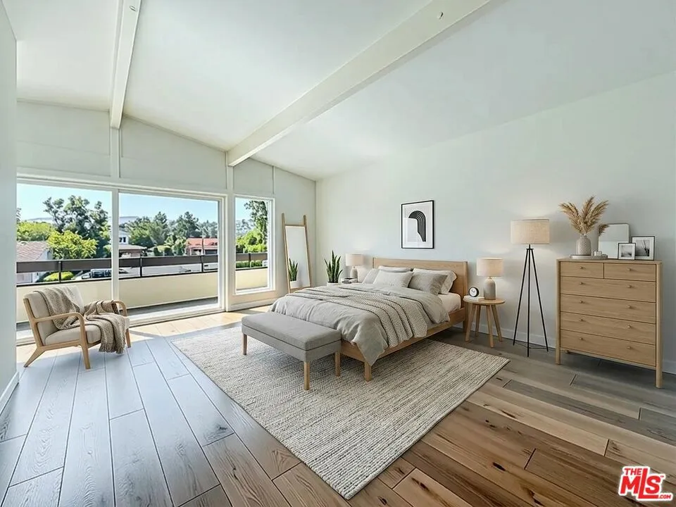4117 Ellenita Avenue Tarzana, CA 91356