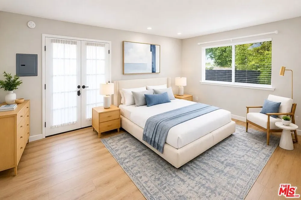 2700 Cahuenga Boulevard #4220 Los Angeles, CA 90068