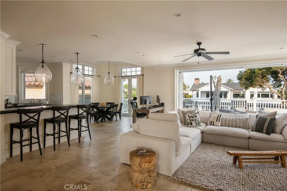 1160 Pine St Coronado, CA 92118