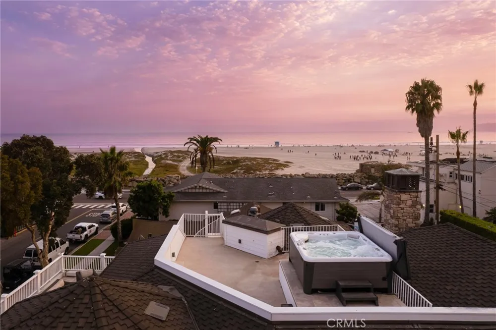 1160 Pine St Coronado, CA 92118