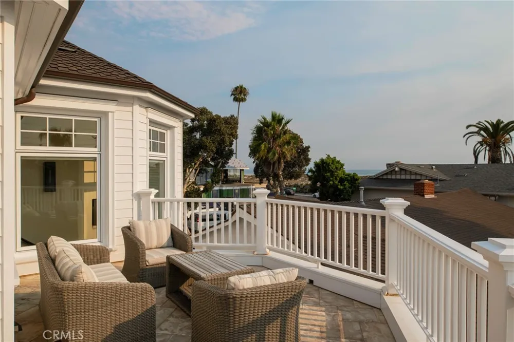1160 Pine St Coronado, CA 92118