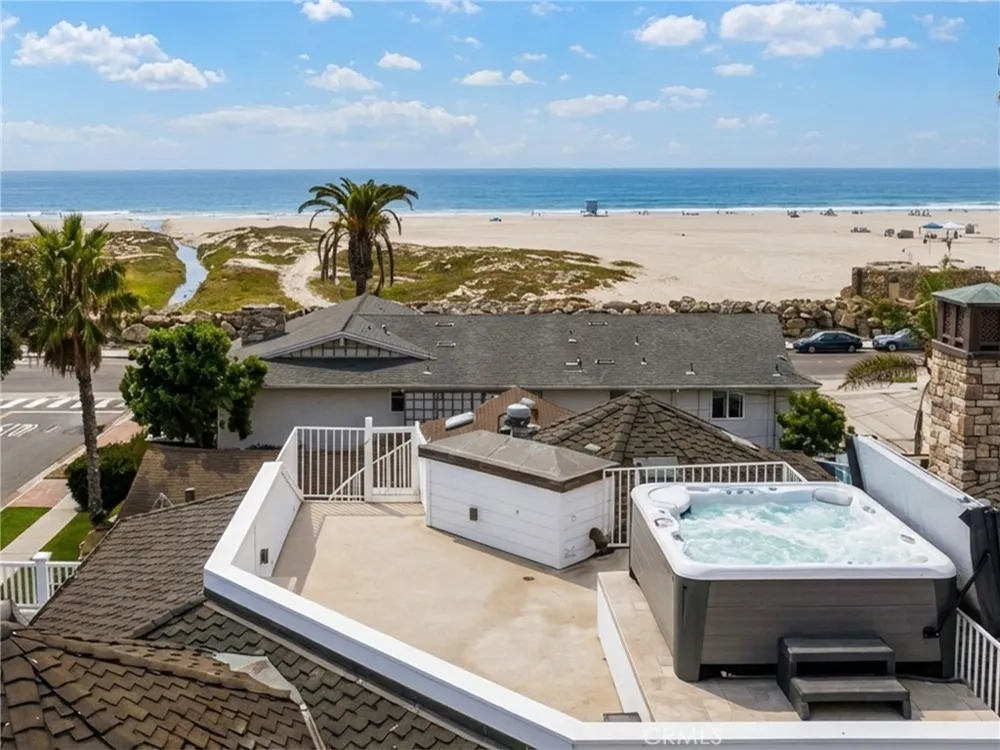 1160 Pine St Coronado, CA 92118
