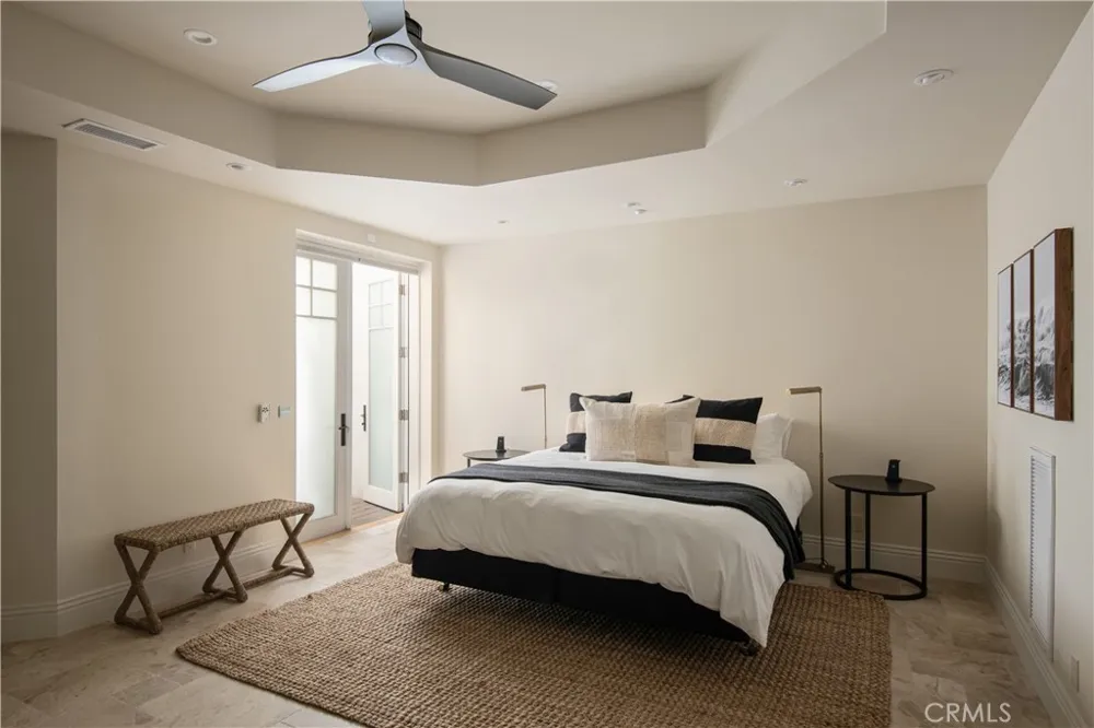 1160 Pine St Coronado, CA 92118