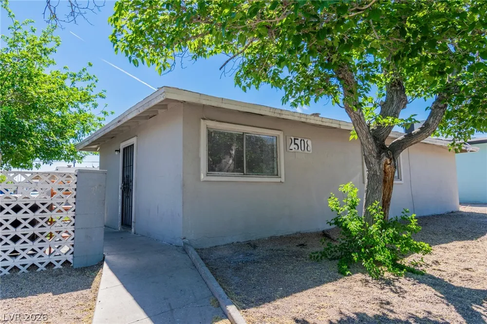 2508 E Mesquite Avenue Las Vegas, NV 89101