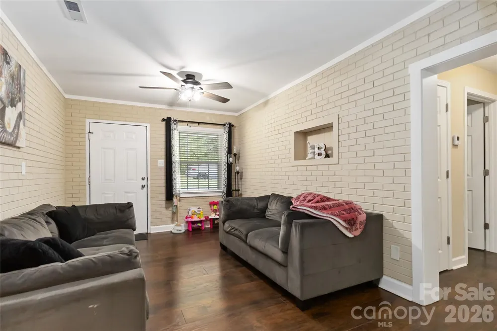 106 Robinson Avenue Mount Holly, NC 28120
