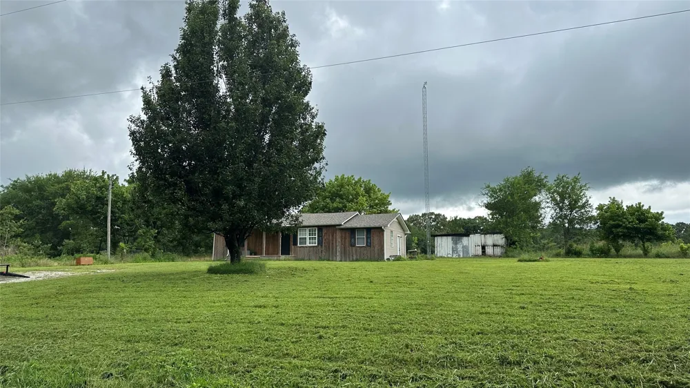 1543 Rs County Road 2570 Alba, TX 75410