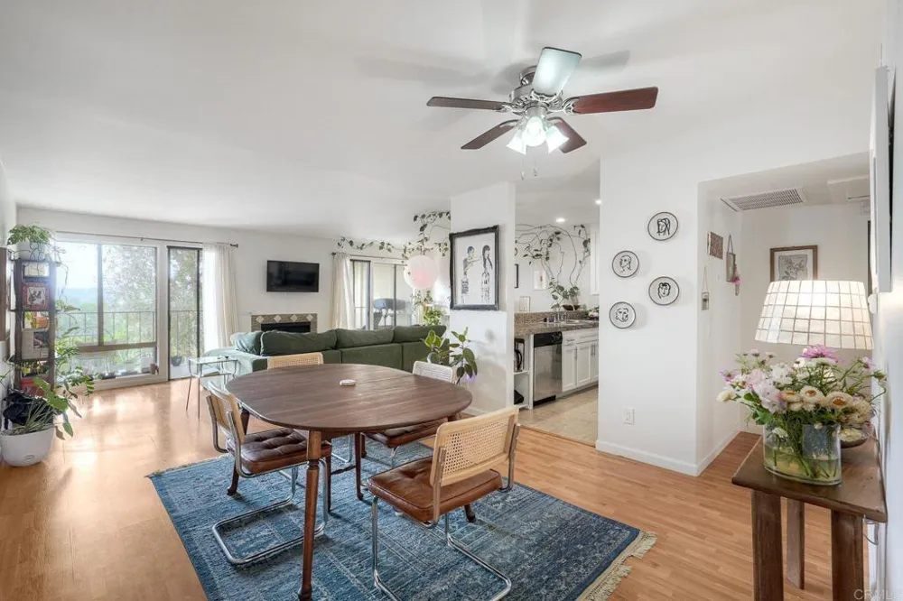 2251 Altisma Way Carlsbad, CA 92009