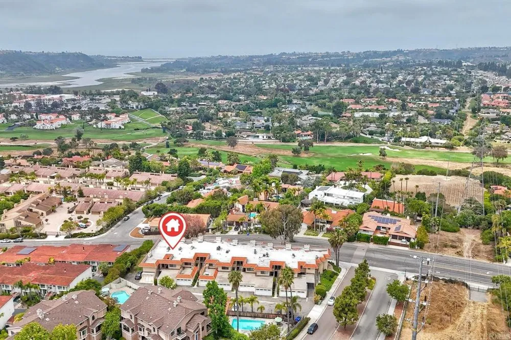2251 Altisma Way Carlsbad, CA 92009
