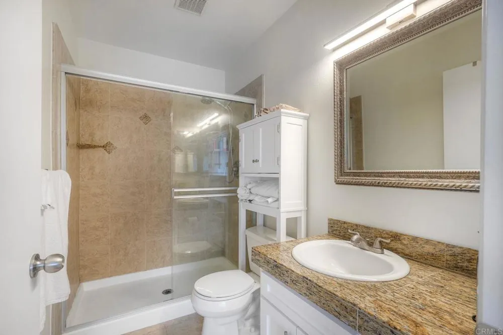 2251 Altisma Way Carlsbad, CA 92009