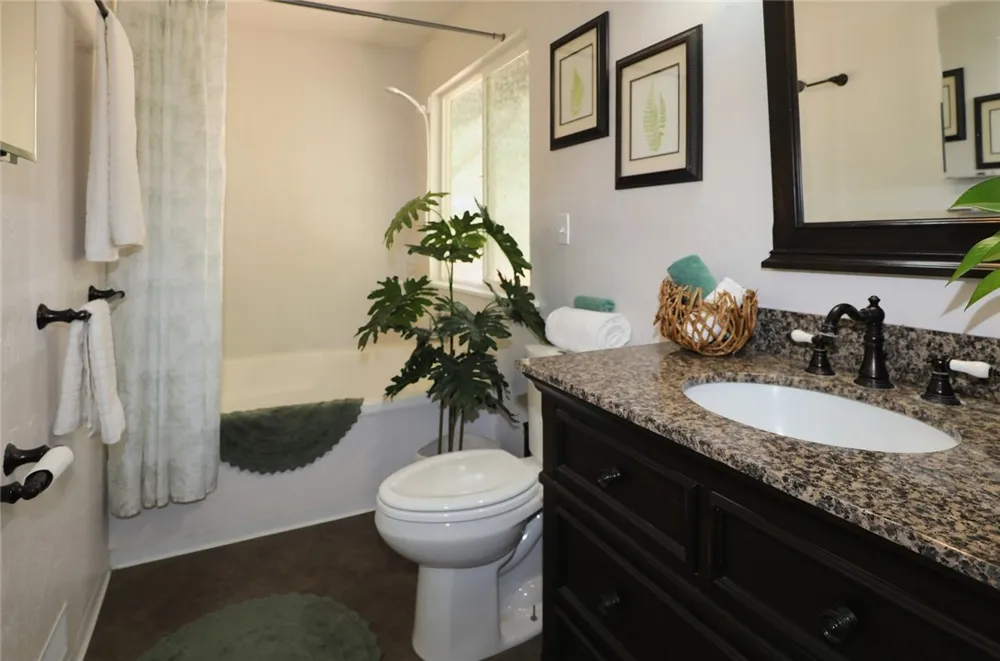 9712 Harrington Flat Kelseyville, CA 95451