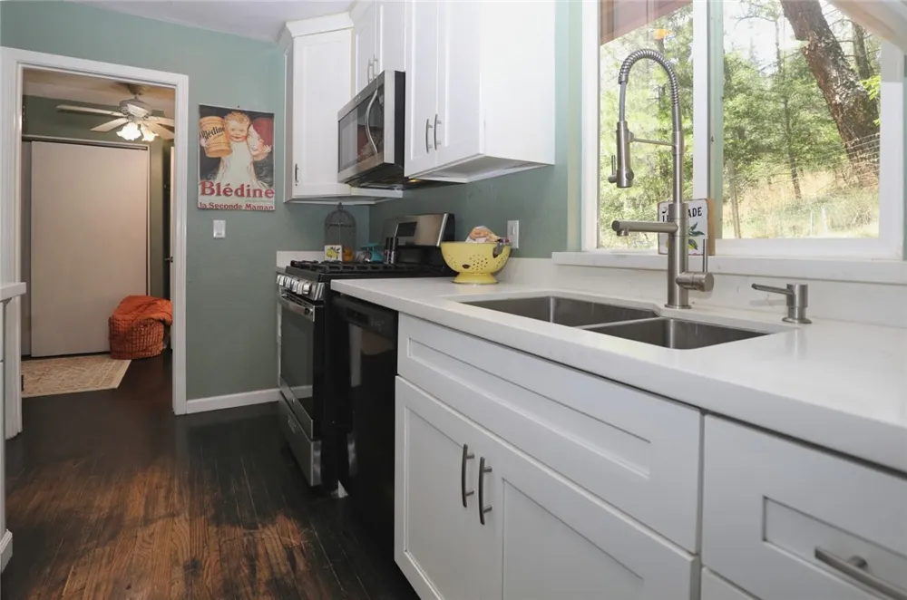 9712 Harrington Flat Kelseyville, CA 95451