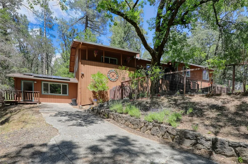 9712 Harrington Flat Kelseyville, CA 95451