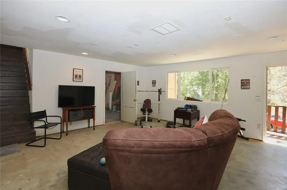 9712 Harrington Flat Kelseyville, CA 95451