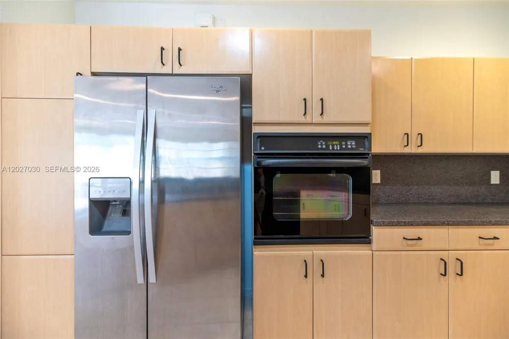 1695 Passion Vine Cir #22-1 Weston, FL 33326