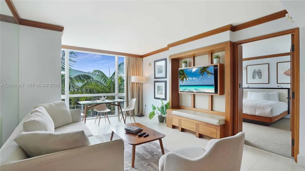 6801 Collins Ave #315 Miami Beach, FL 33141
