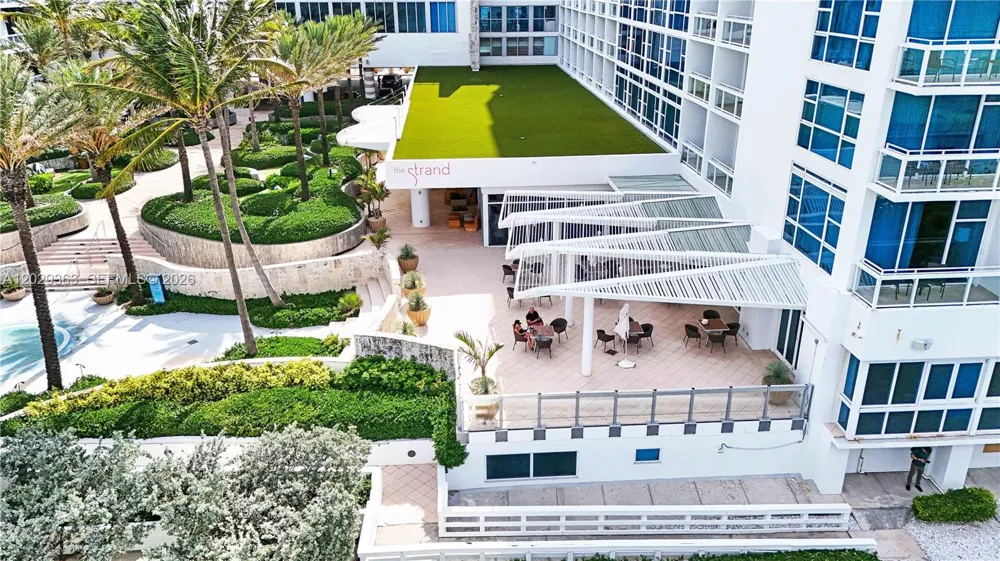 6801 Collins Ave #315 Miami Beach, FL 33141