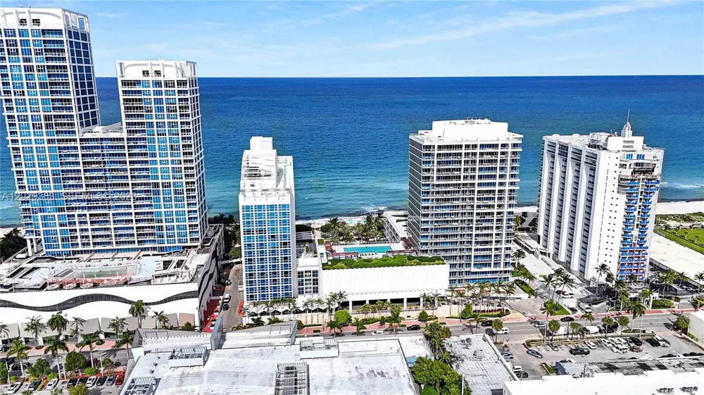 6801 Collins Ave #315 Miami Beach, FL 33141