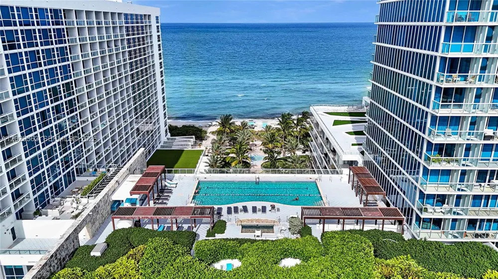 6801 Collins Ave #315 Miami Beach, FL 33141