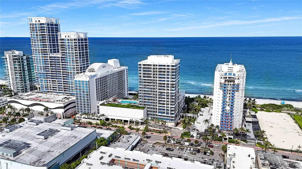 6801 Collins Ave #315 Miami Beach, FL 33141