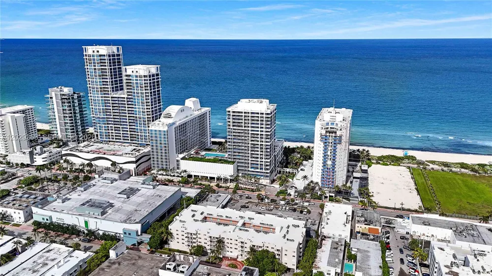 6801 Collins Ave #315 Miami Beach, FL 33141