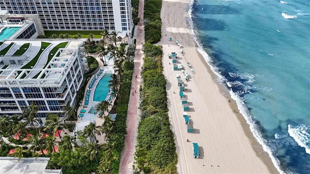 6801 Collins Ave #315 Miami Beach, FL 33141