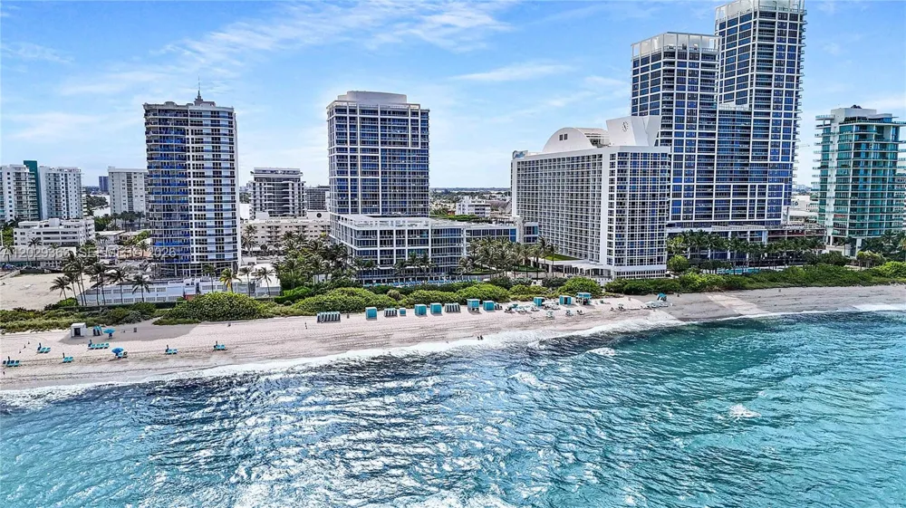 6801 Collins Ave #315 Miami Beach, FL 33141