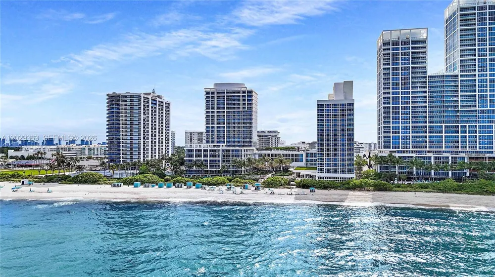 6801 Collins Ave #315 Miami Beach, FL 33141