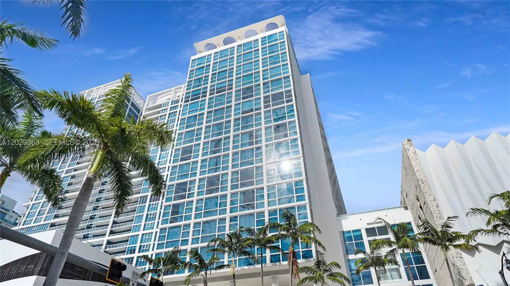 6801 Collins Ave #315 Miami Beach, FL 33141