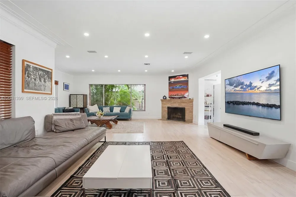 1160 NE 100th St Miami Shores, FL 33138
