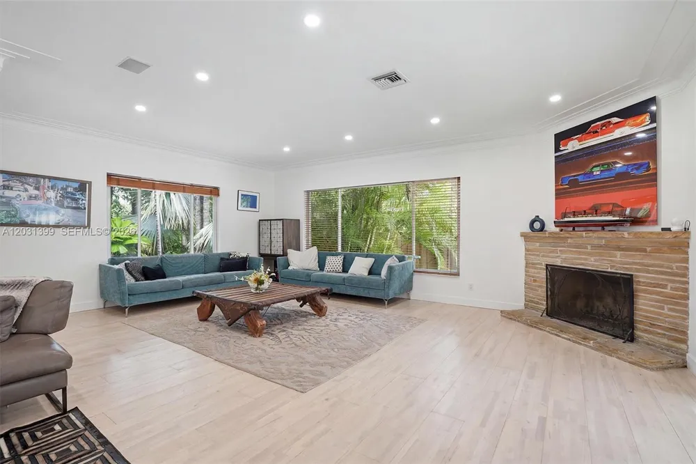1160 NE 100th St Miami Shores, FL 33138