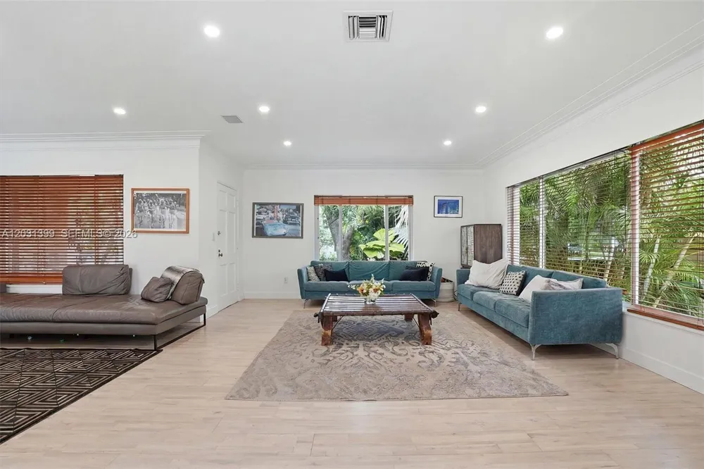 1160 NE 100th St Miami Shores, FL 33138