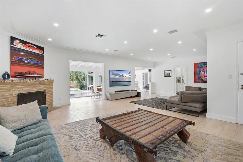 1160 NE 100th St Miami Shores, FL 33138