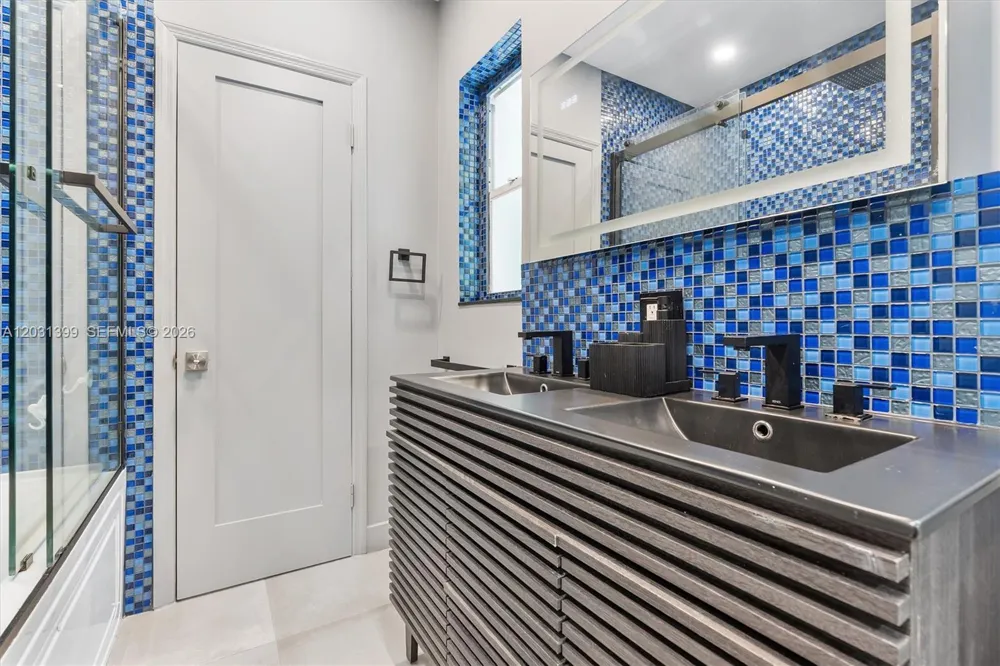 1160 NE 100th St Miami Shores, FL 33138
