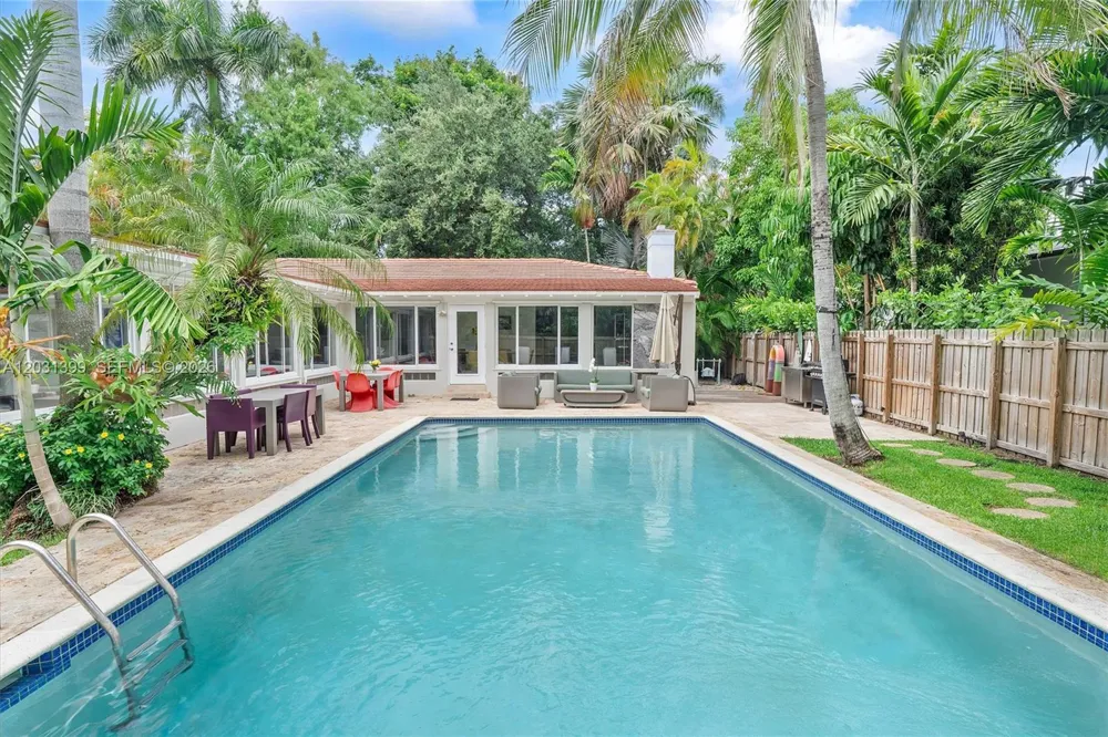 1160 NE 100th St Miami Shores, FL 33138