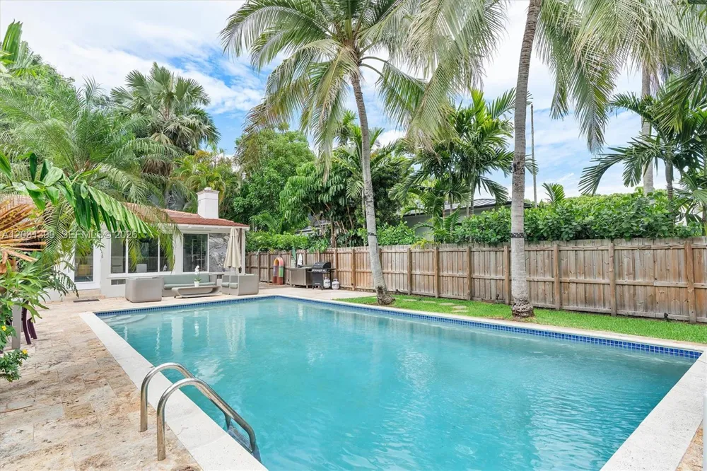 1160 NE 100th St Miami Shores, FL 33138