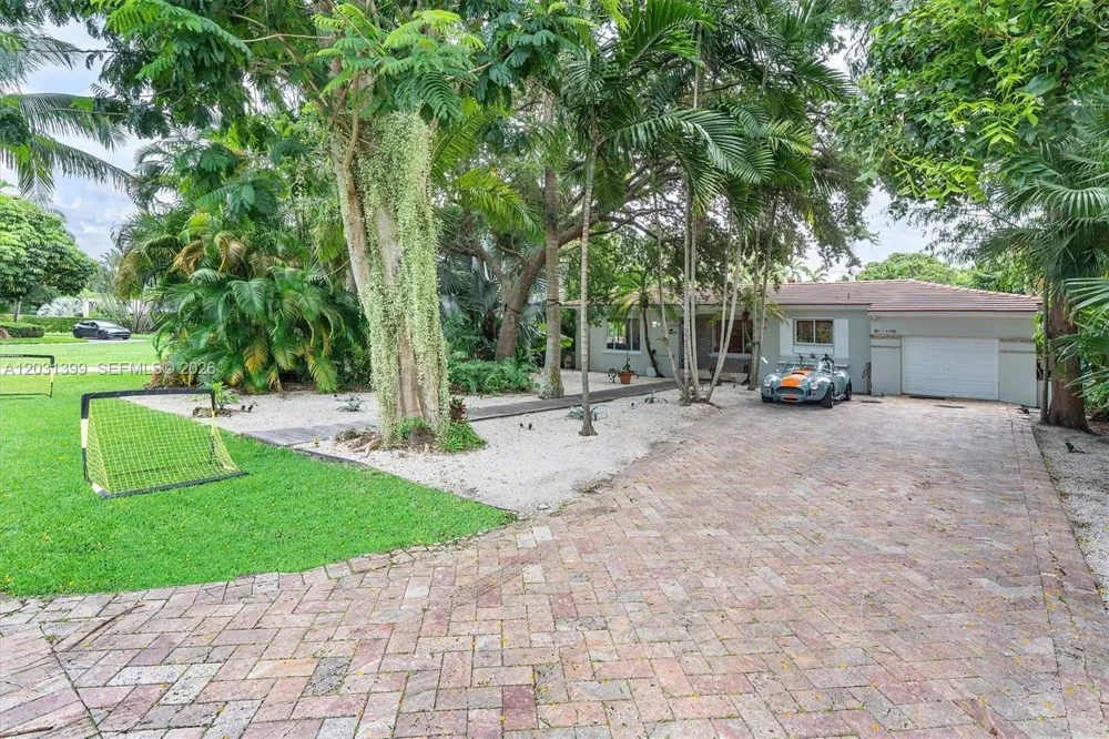 1160 NE 100th St Miami Shores, FL 33138
