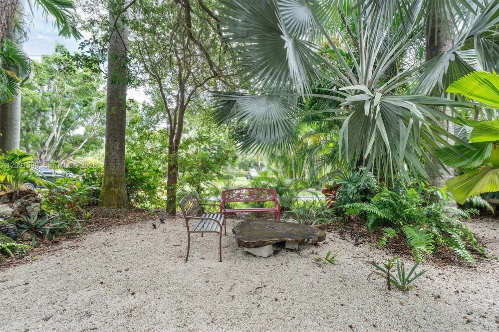 1160 NE 100th St Miami Shores, FL 33138