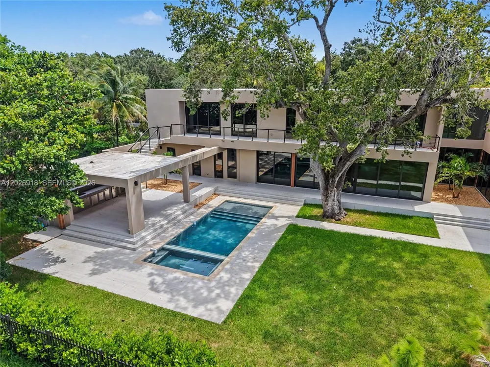 11920 SW 69th Ct Pinecrest, FL 33156