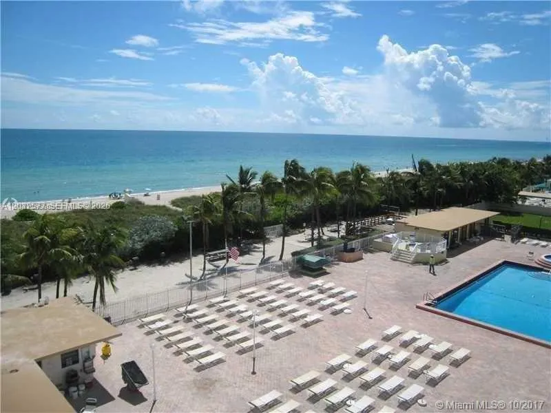 5005 Collins Ave #1202 Miami Beach, FL 33140