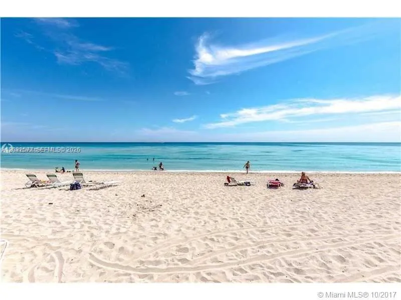 5005 Collins Ave #1202 Miami Beach, FL 33140
