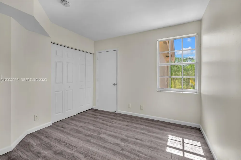 3698 San Simeon Cir Weston, FL 33331