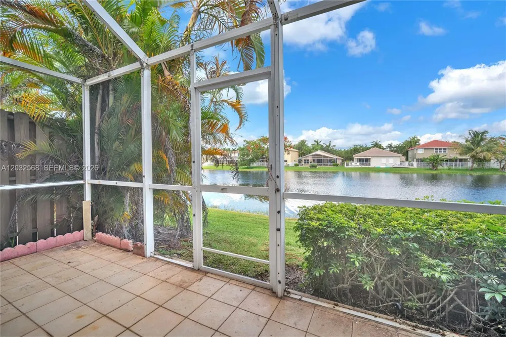 3698 San Simeon Cir Weston, FL 33331