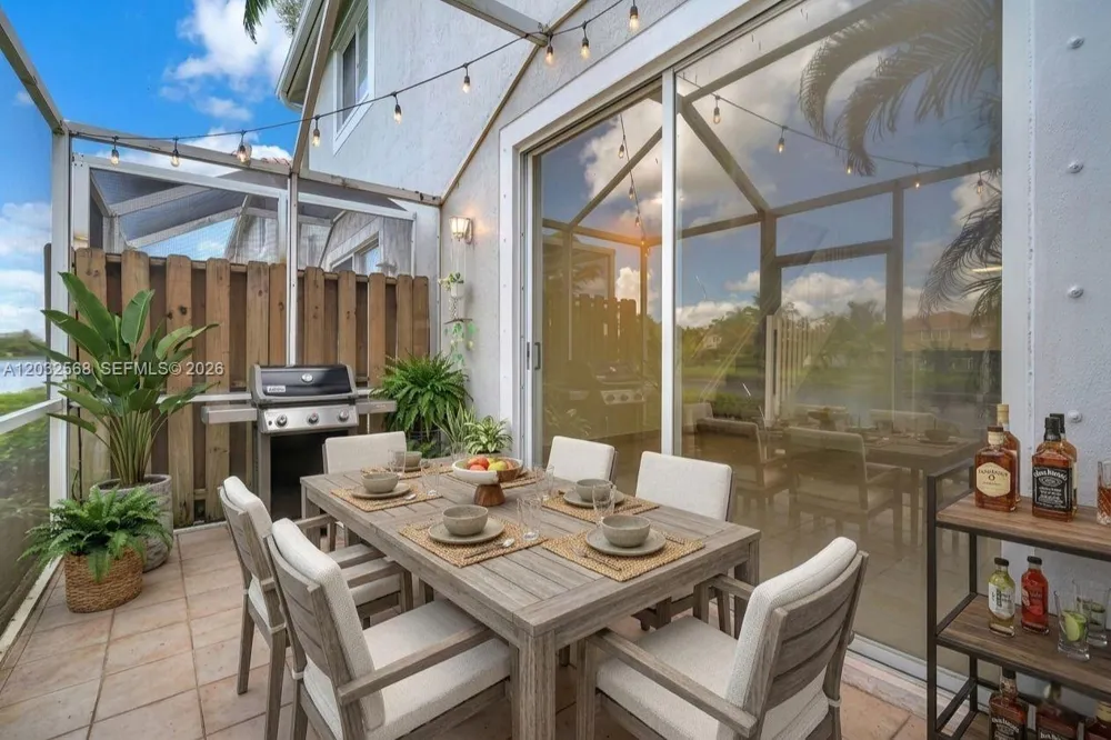 3698 San Simeon Cir Weston, FL 33331